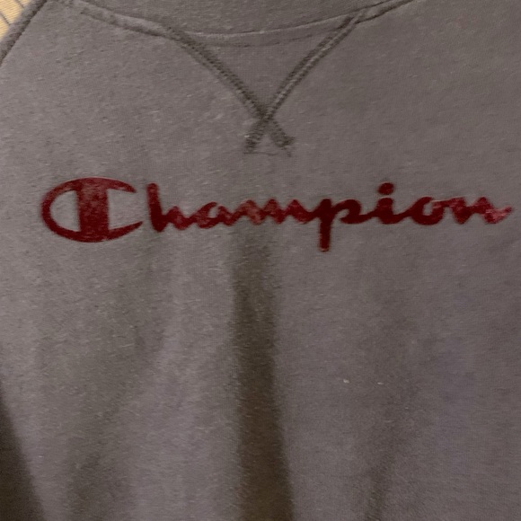 Champion sweatshirt size small - Picture 3 of 6